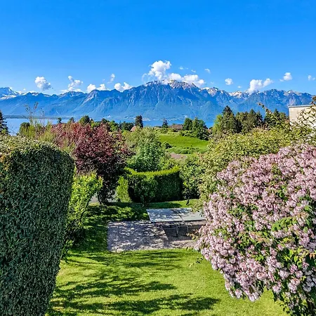 Appt Terrasse Idealement Situe Chailly Sur Montreux 아파트